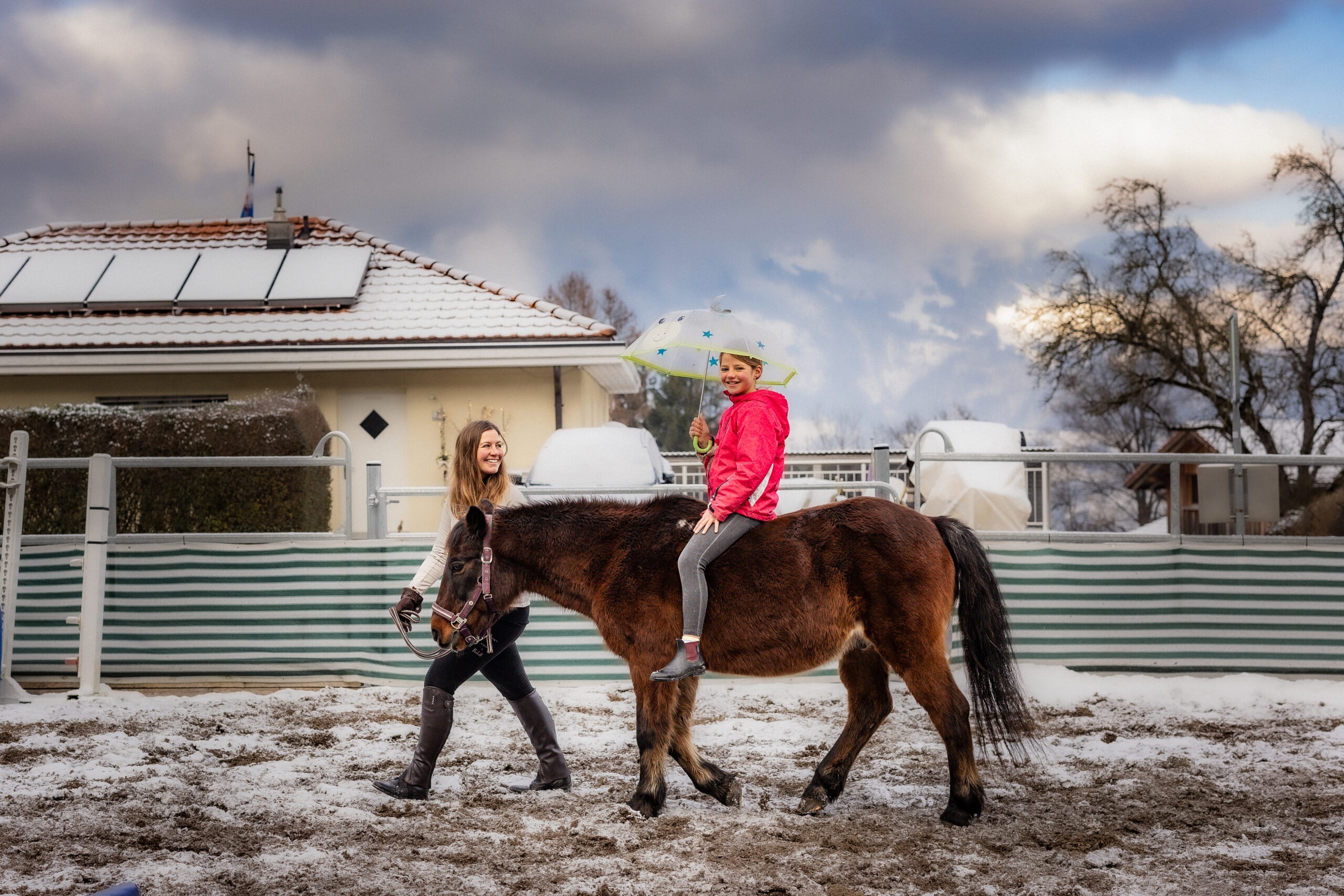 Ponygruppe „Glückshufe“ ein Ort zum Wachsen und Entdecken